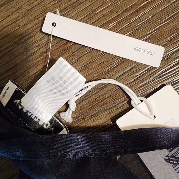 Nordstrom Satin Border Silk Chiffon Scarf NWT Navy - Picture 3 of 8